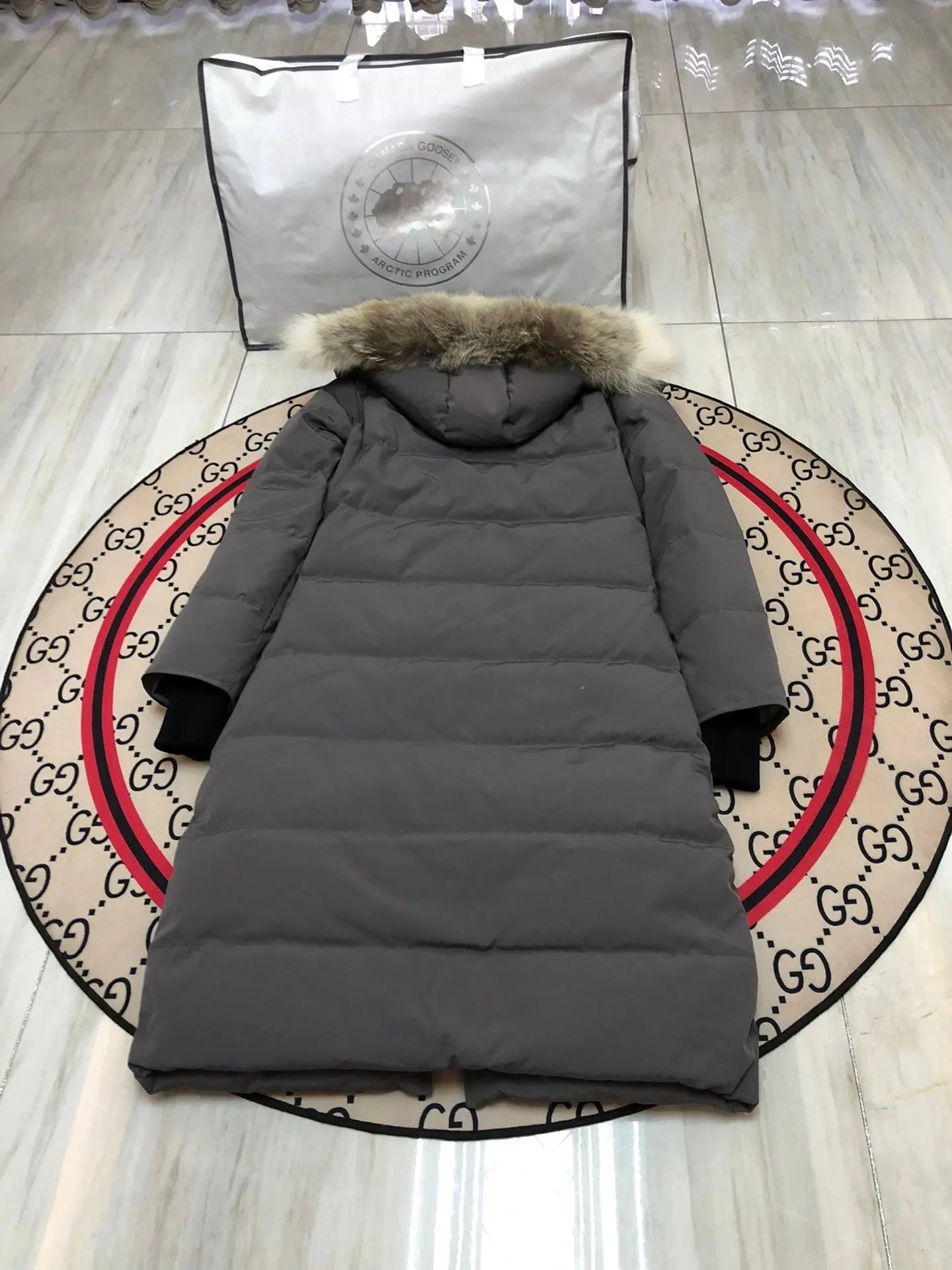 Canada Goose Mystique women grey jacket Canada Goose